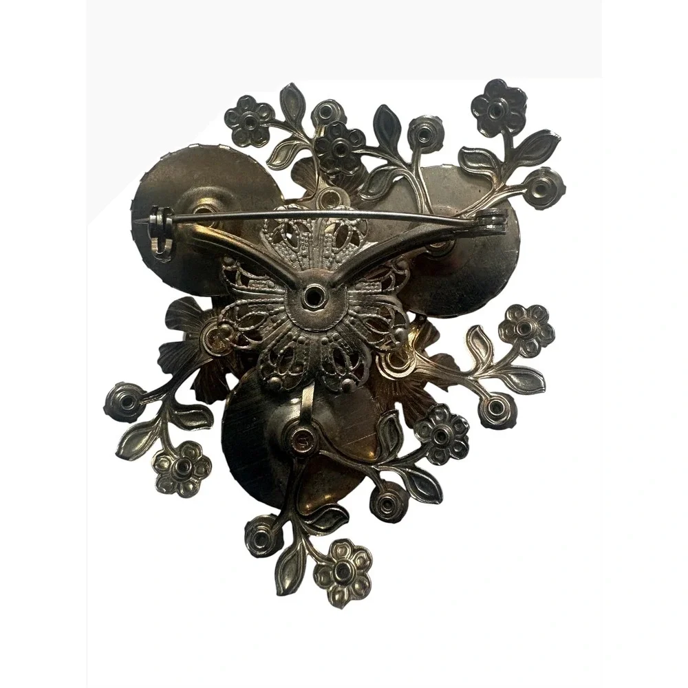 Vintage Aurora Borealis Rhinestone Faux Pearl Carved Flower Floral Brooch Pin - Picture 2 of 7